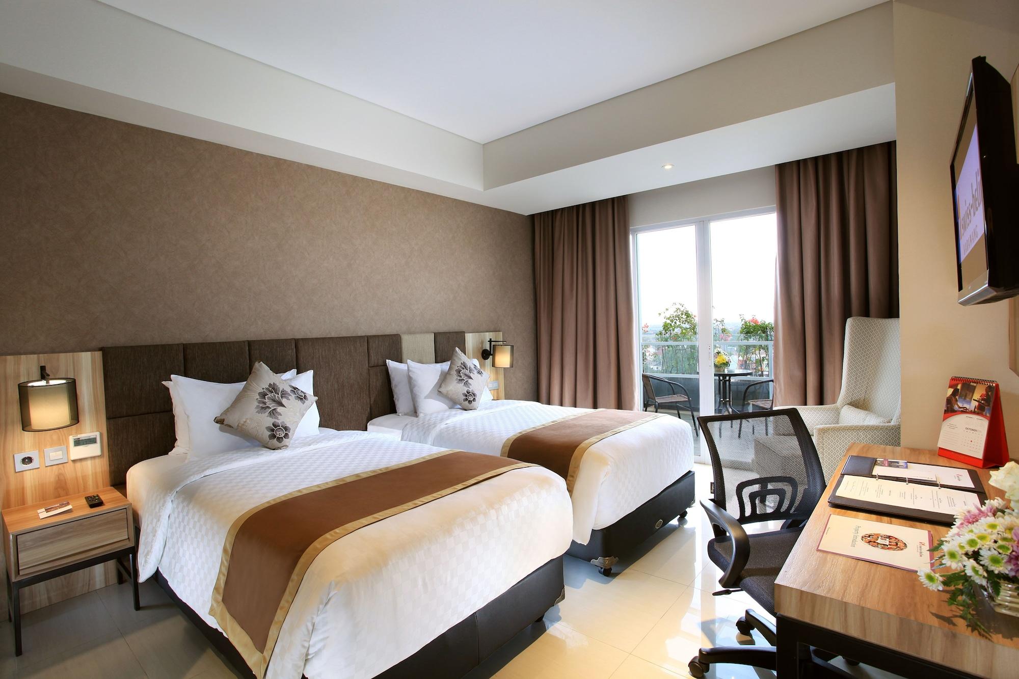 Swiss-Belinn Karawang Exteriér fotografie