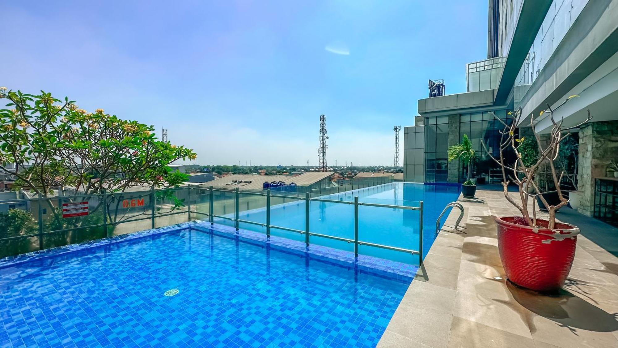 Swiss-Belinn Karawang Exteriér fotografie