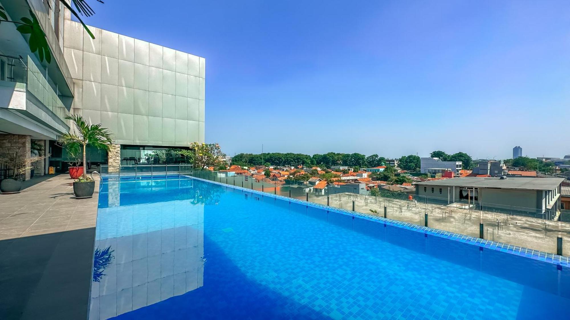 Swiss-Belinn Karawang Exteriér fotografie